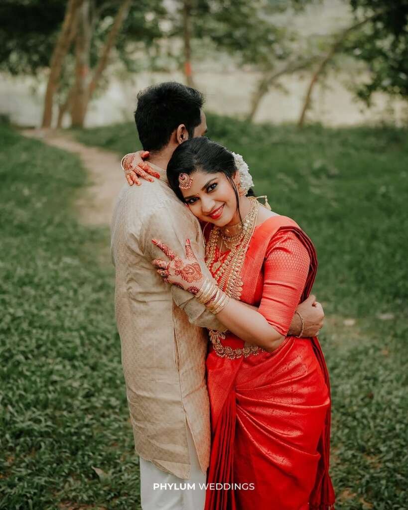 _I will follow you to the ends of the world.__📸 _phylum.weddingz __.__.__.__hinduwedding _kerala _keralawedding _weddingphotography _madeforeachother _l_6 (1)