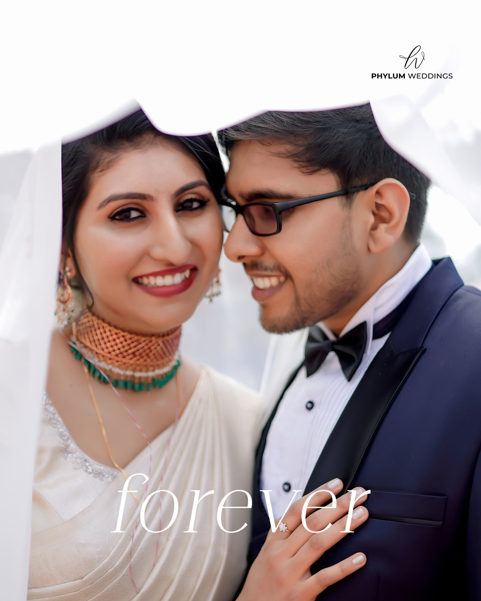 How Wedding Photographers Capture Emotional Moments